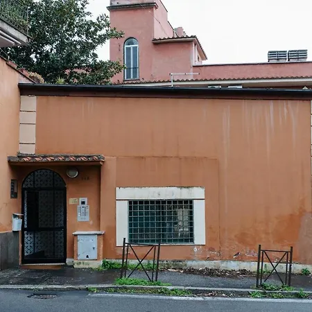 Modern Flat 15 Minutes Walk From Vatican Museums * روما